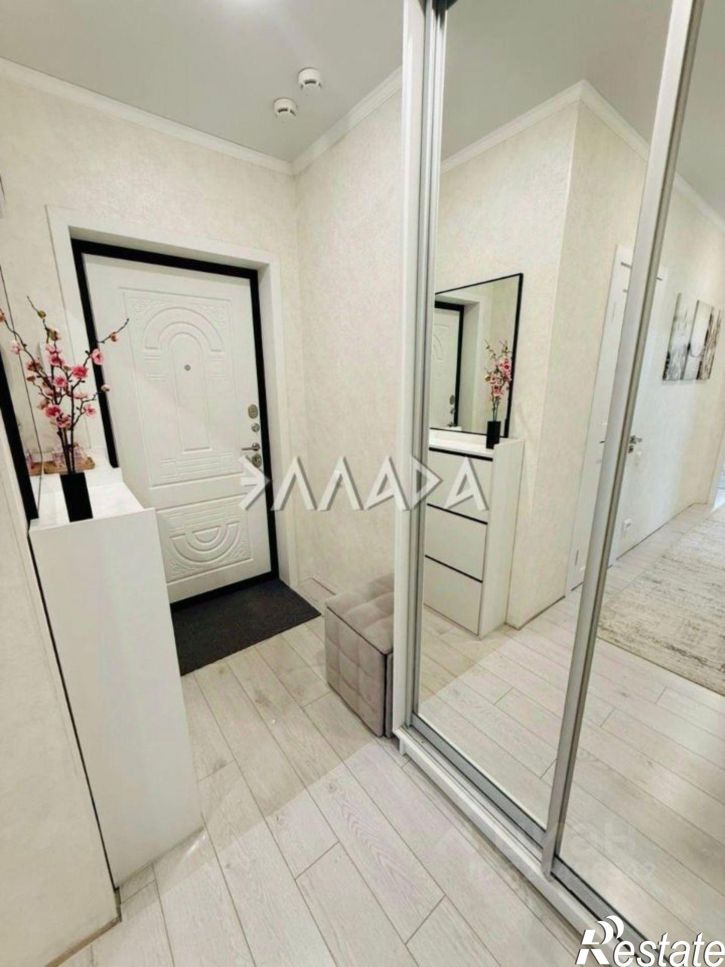 3-комн квартира бульвар Комарова, 18/3 с1,  д. 18/3 с1