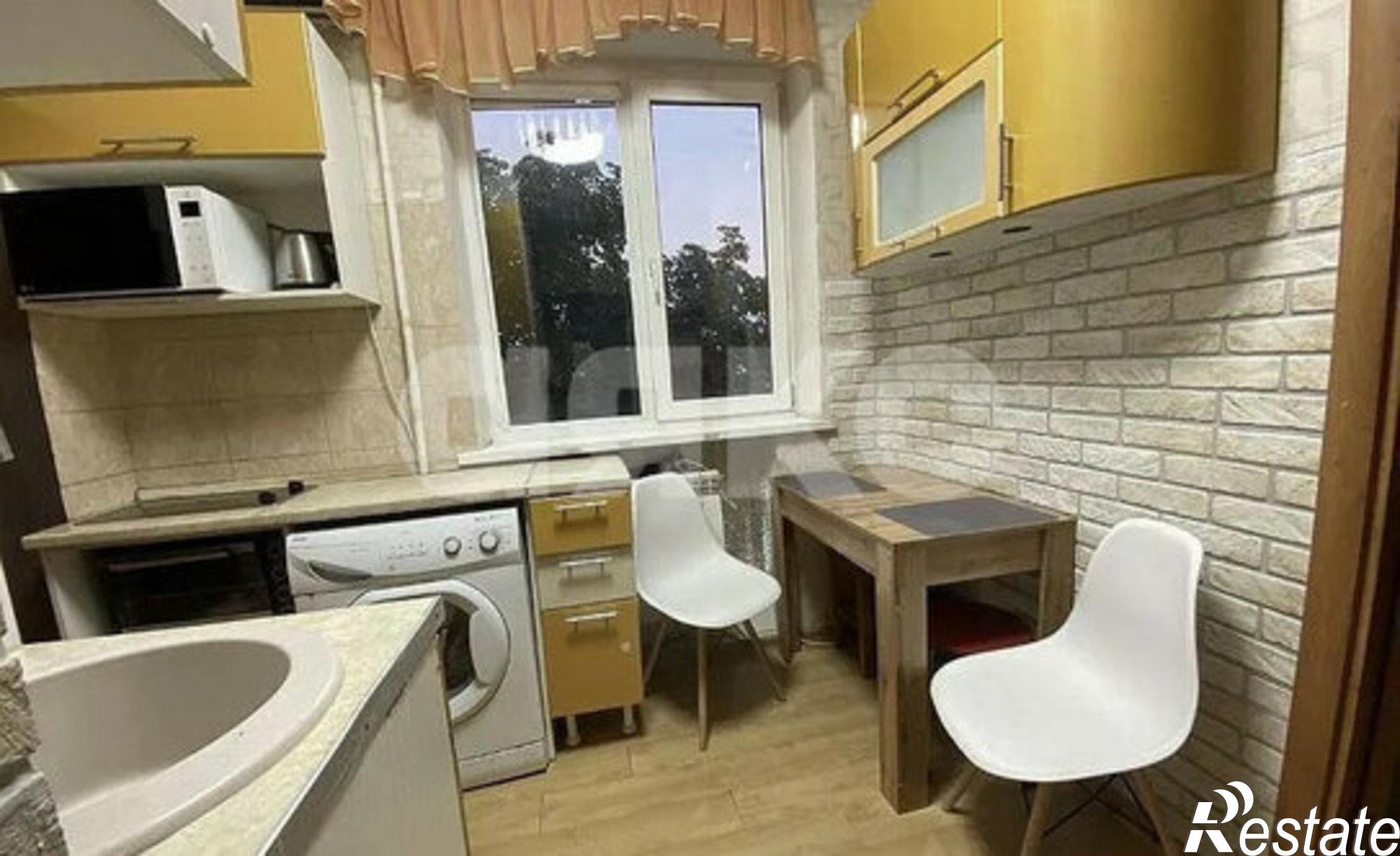 Купить квартиру за 2 500 000 рублей на ул Троллейбусная, 8