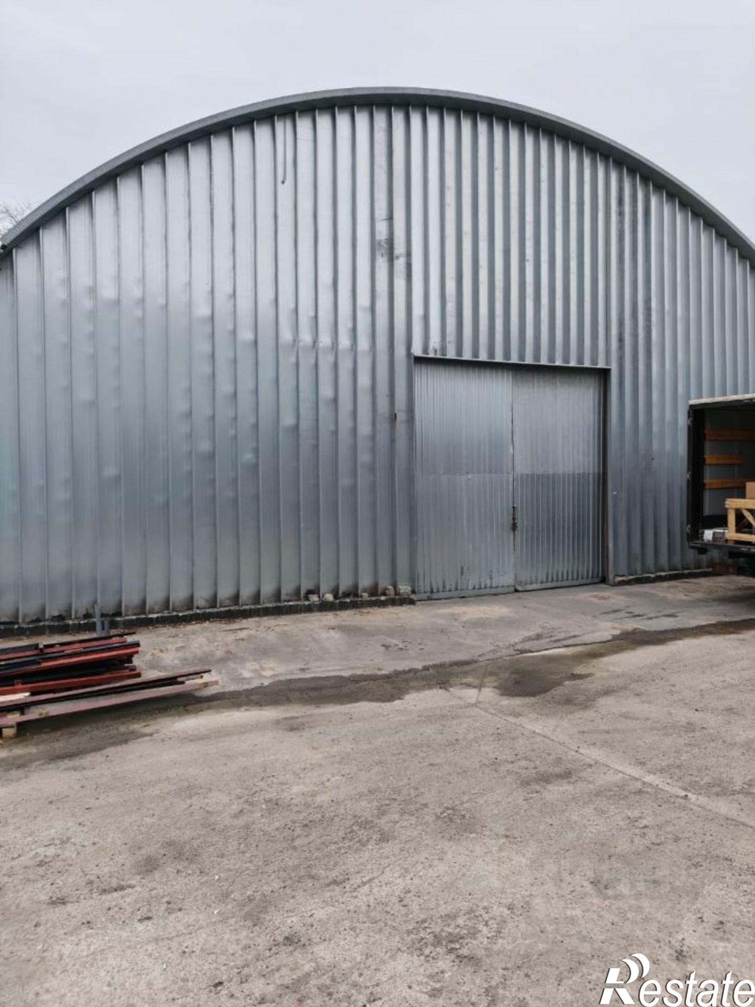 Сдать складское помещение за 300 000 рублей на Ленточная улица, 1