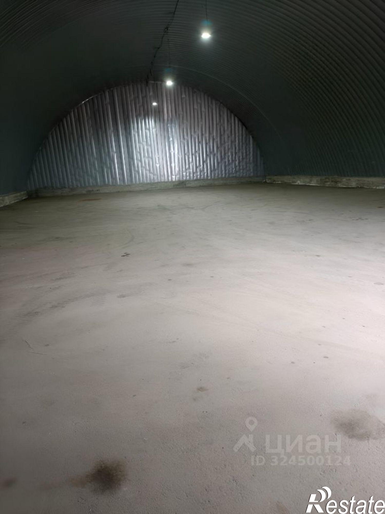 Сдать складское помещение за 300 000 рублей на Ленточная улица, 1