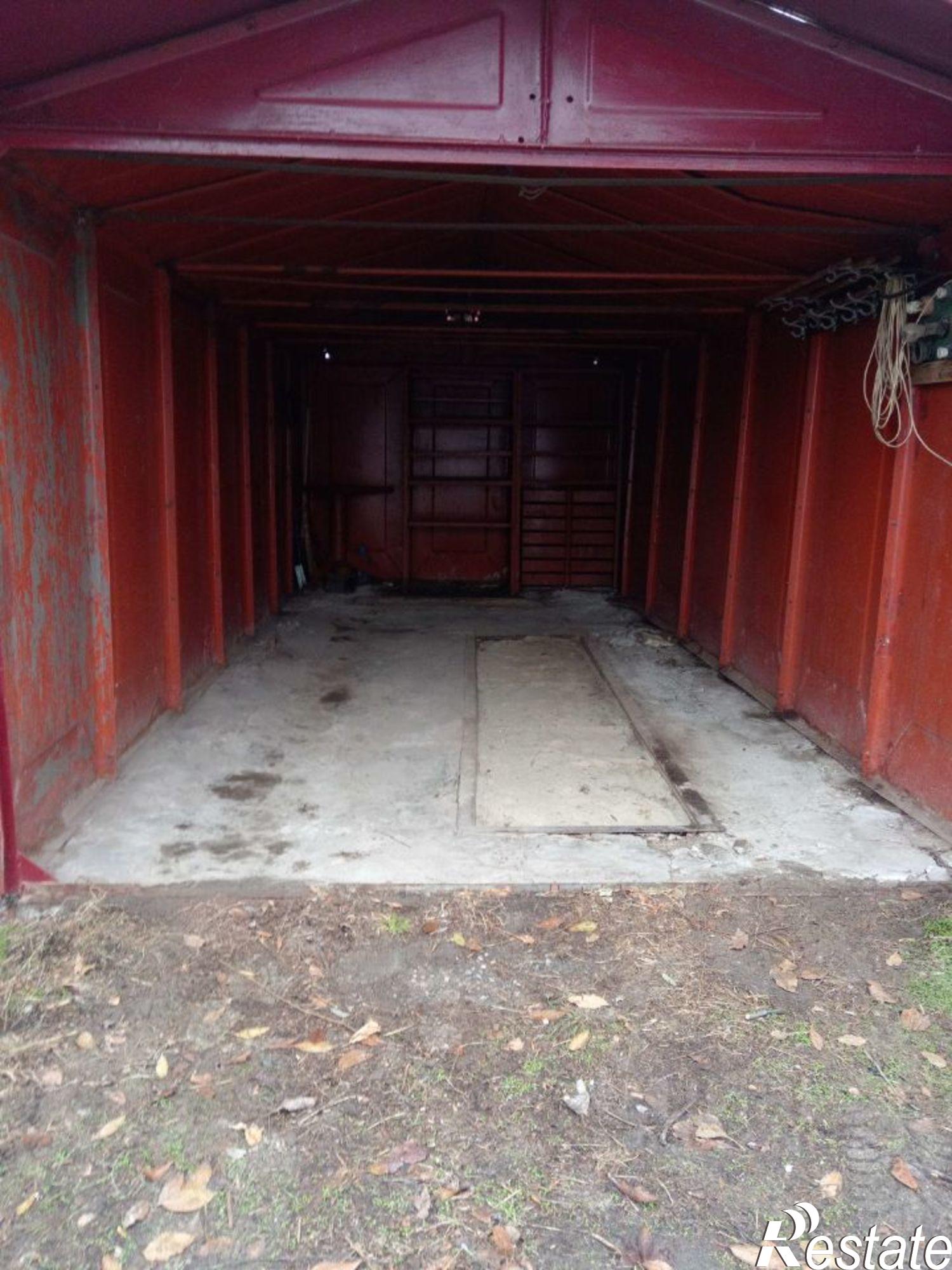 Сдать гараж, место в паркинге за 6 000 рублей на проспект 40-летия Победы, 81/2