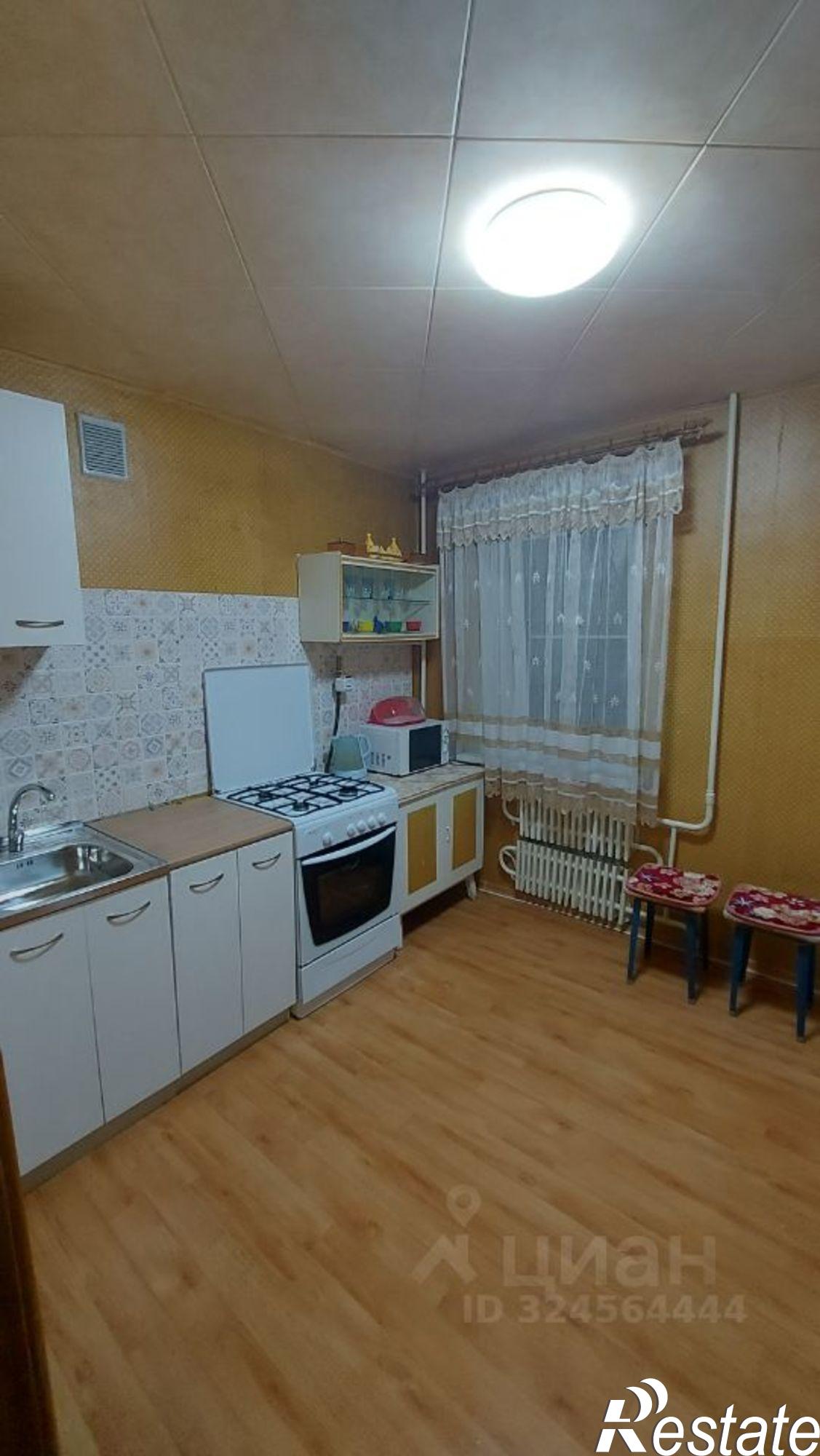 Сдать квартиру за 25 000 рублей на пр-кт 40-летия Победы, 37/3