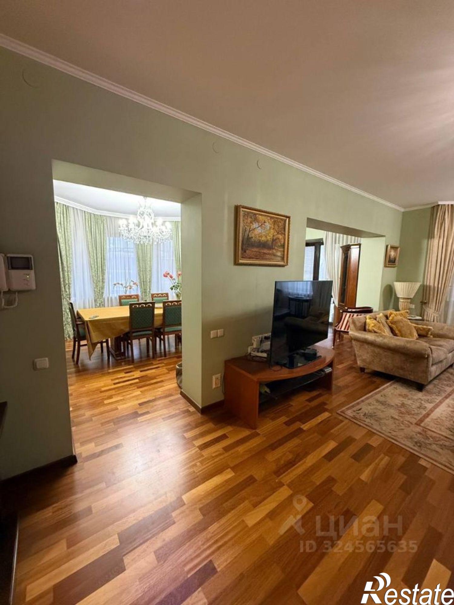 Сдать дачу, дом, коттедж за 250 000 рублей на ул Павлодарская, 135