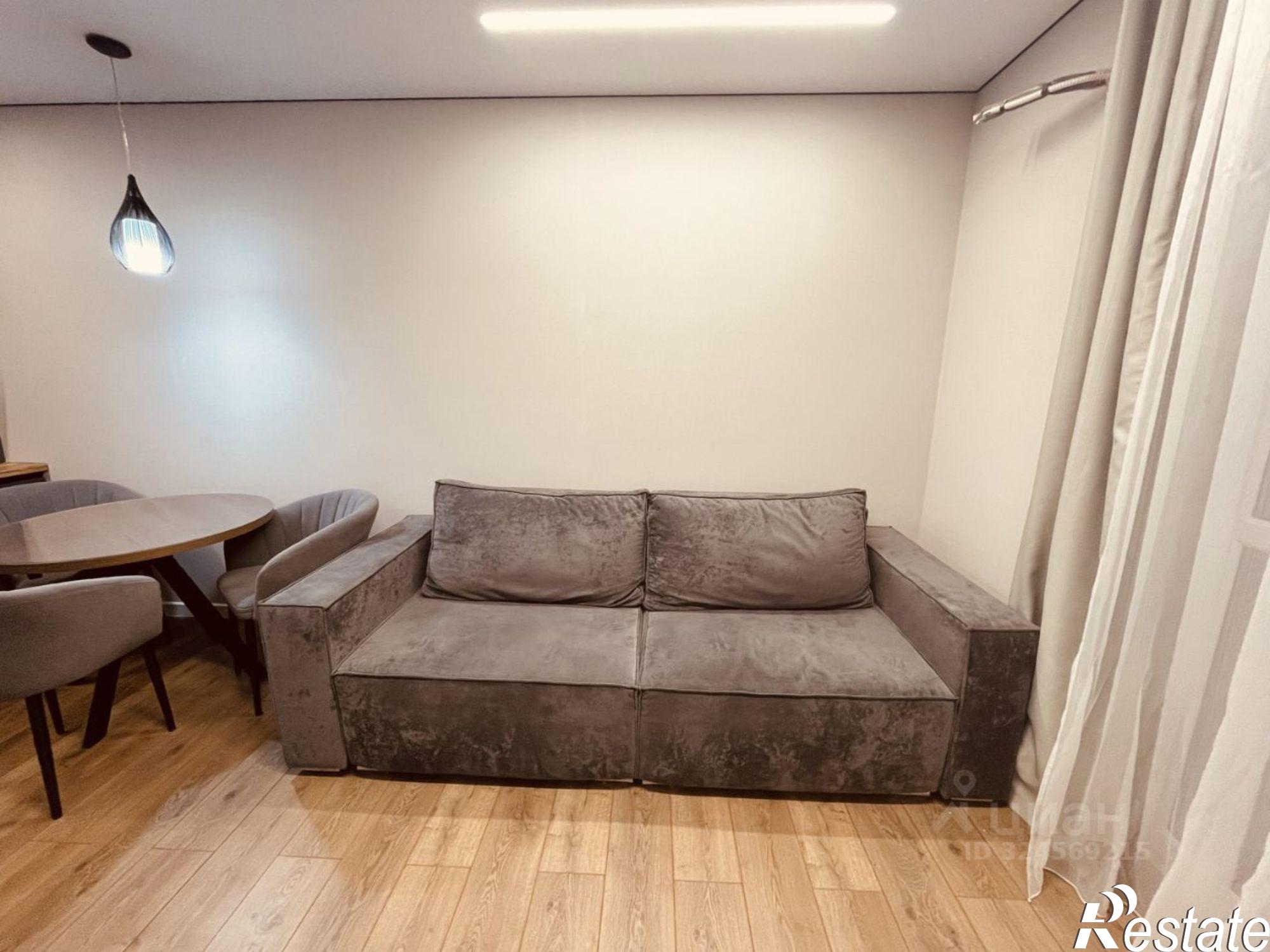 Купить квартиру за 10 700 000 рублей на проспект Соколова, 72