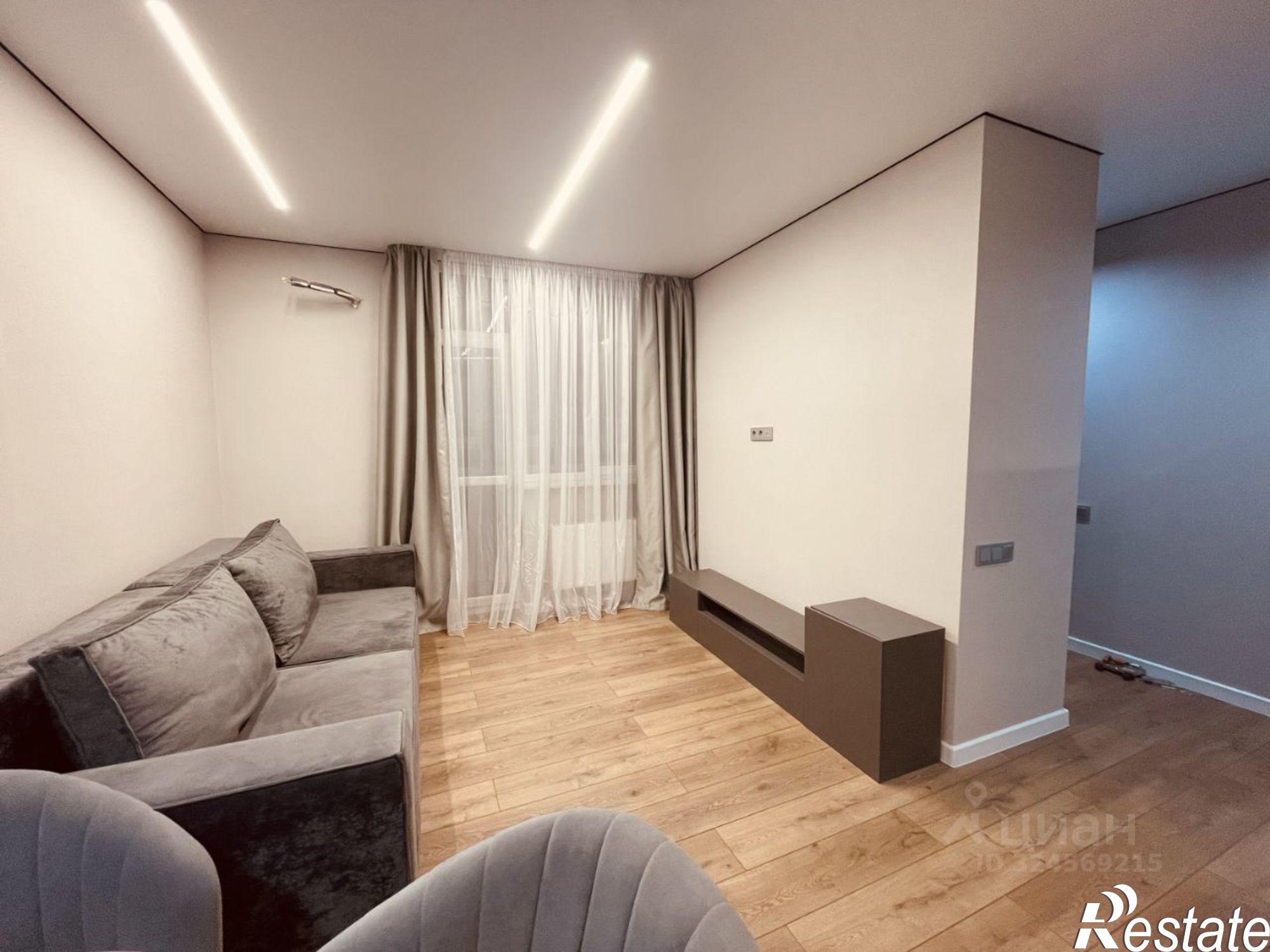 Купить квартиру за 10 700 000 рублей на проспект Соколова, 72