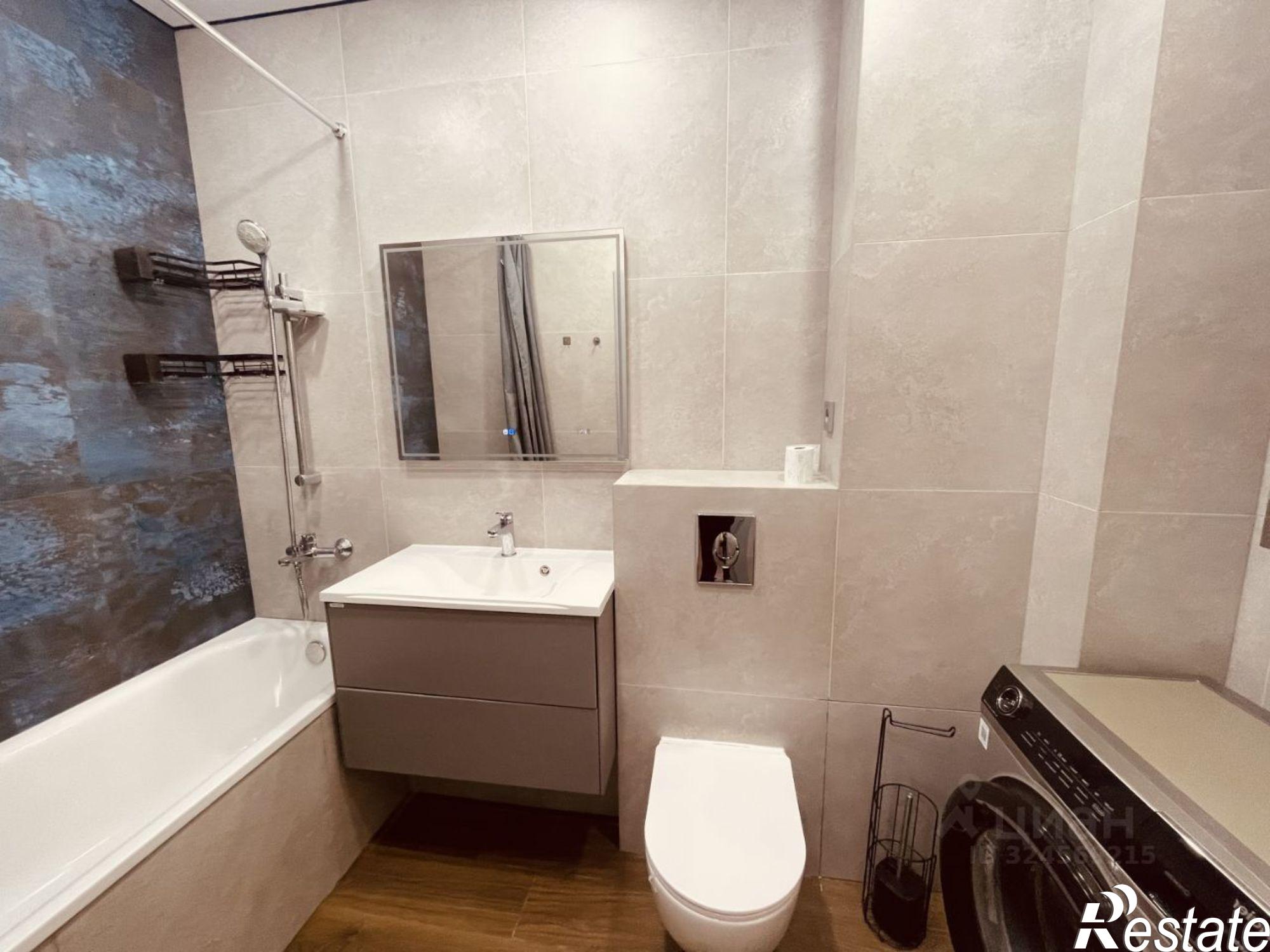 Купить квартиру за 10 700 000 рублей на проспект Соколова, 72