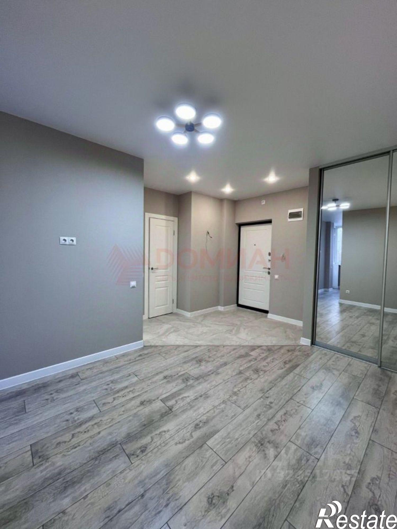 Купить квартиру за 6 300 000 рублей на б-р Комарова, 6А