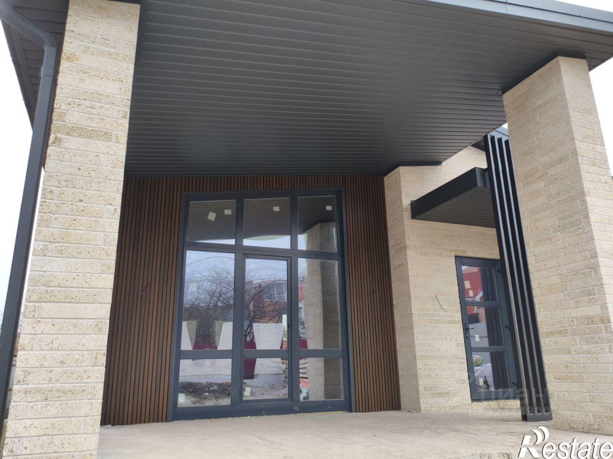 Купить дачу, дом, коттедж за 14 900 000 рублей на ул Искристая, 6