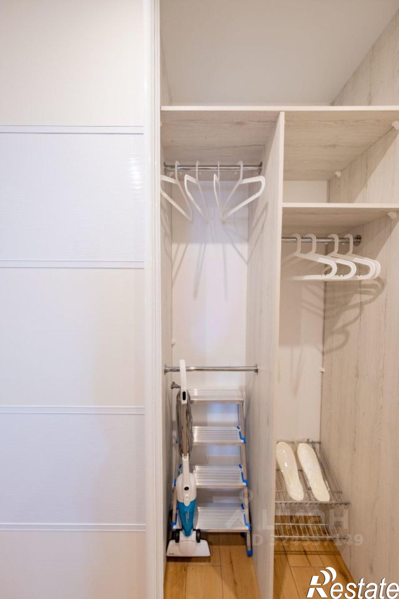 Сдать квартиру за 42 000 рублей на б-р Комарова, 18/3