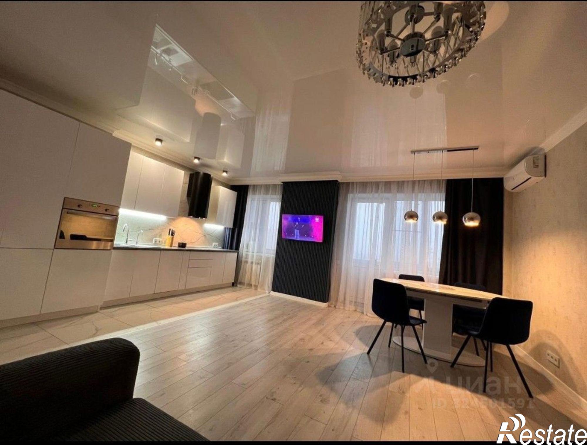 Сдать квартиру за 50 000 рублей на бульвар Комарова, 16/5