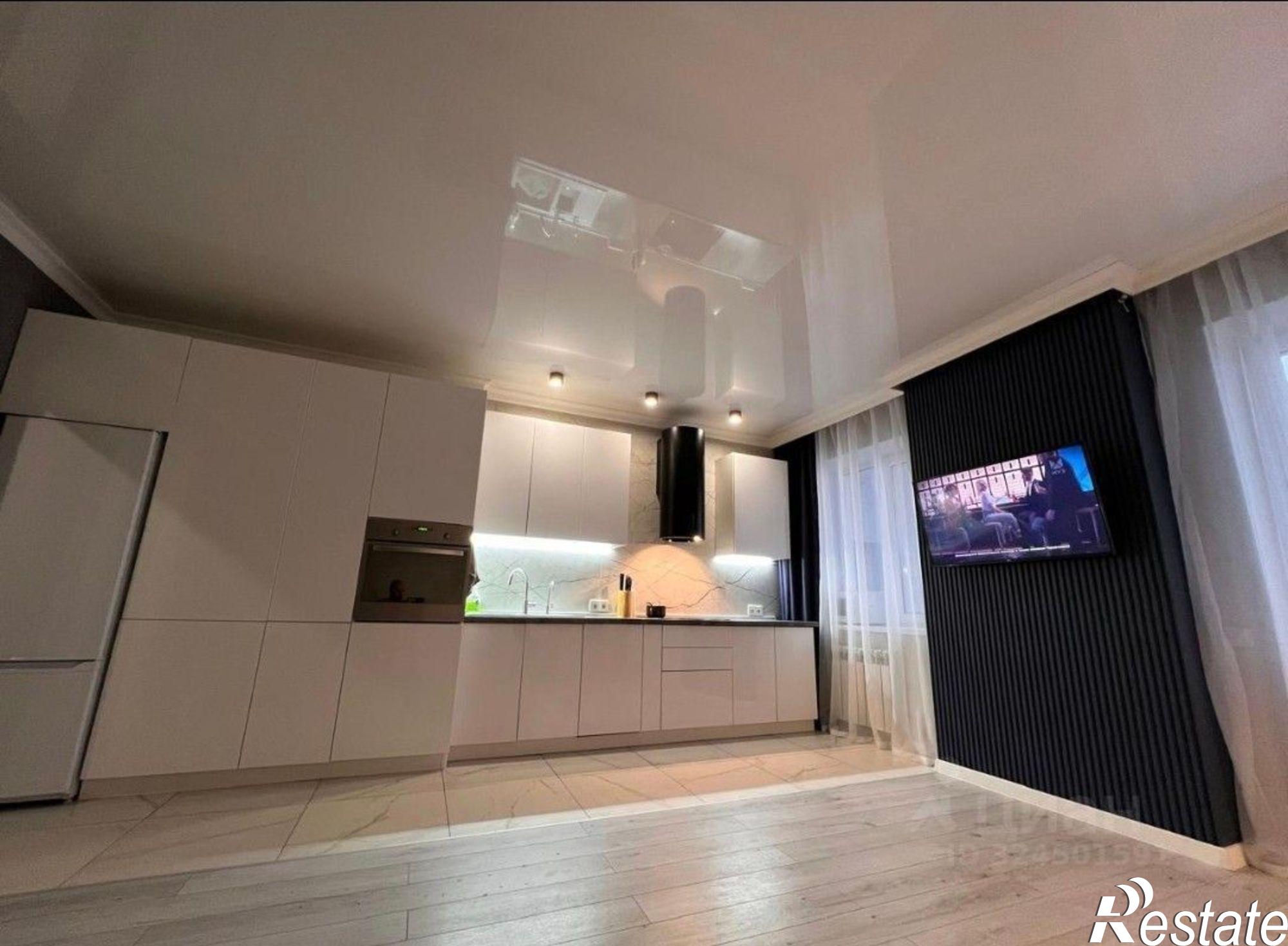 Сдать квартиру за 50 000 рублей на бульвар Комарова, 16/5