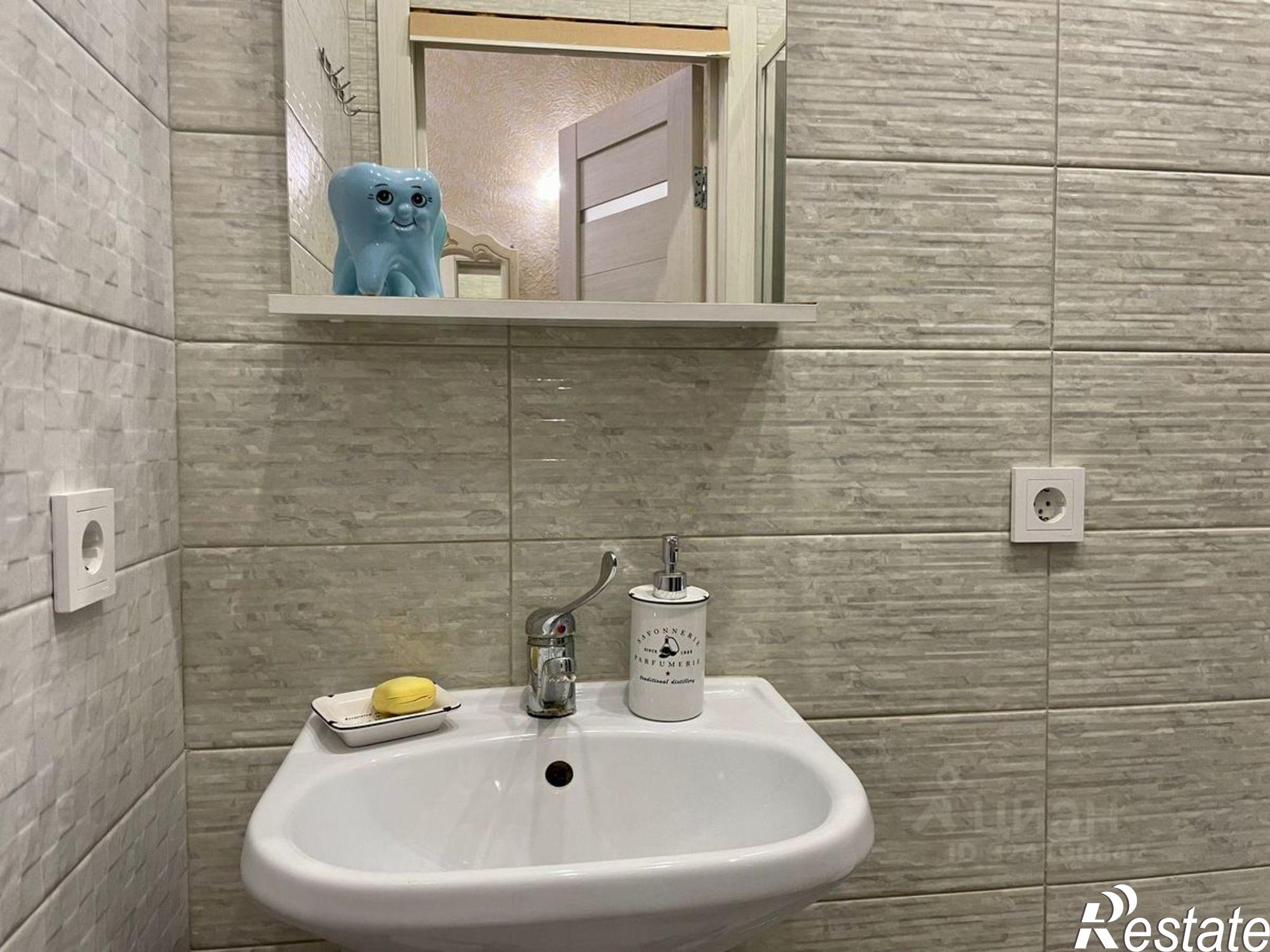 Купить квартиру за 10 500 000 рублей на Портовая улица, 78