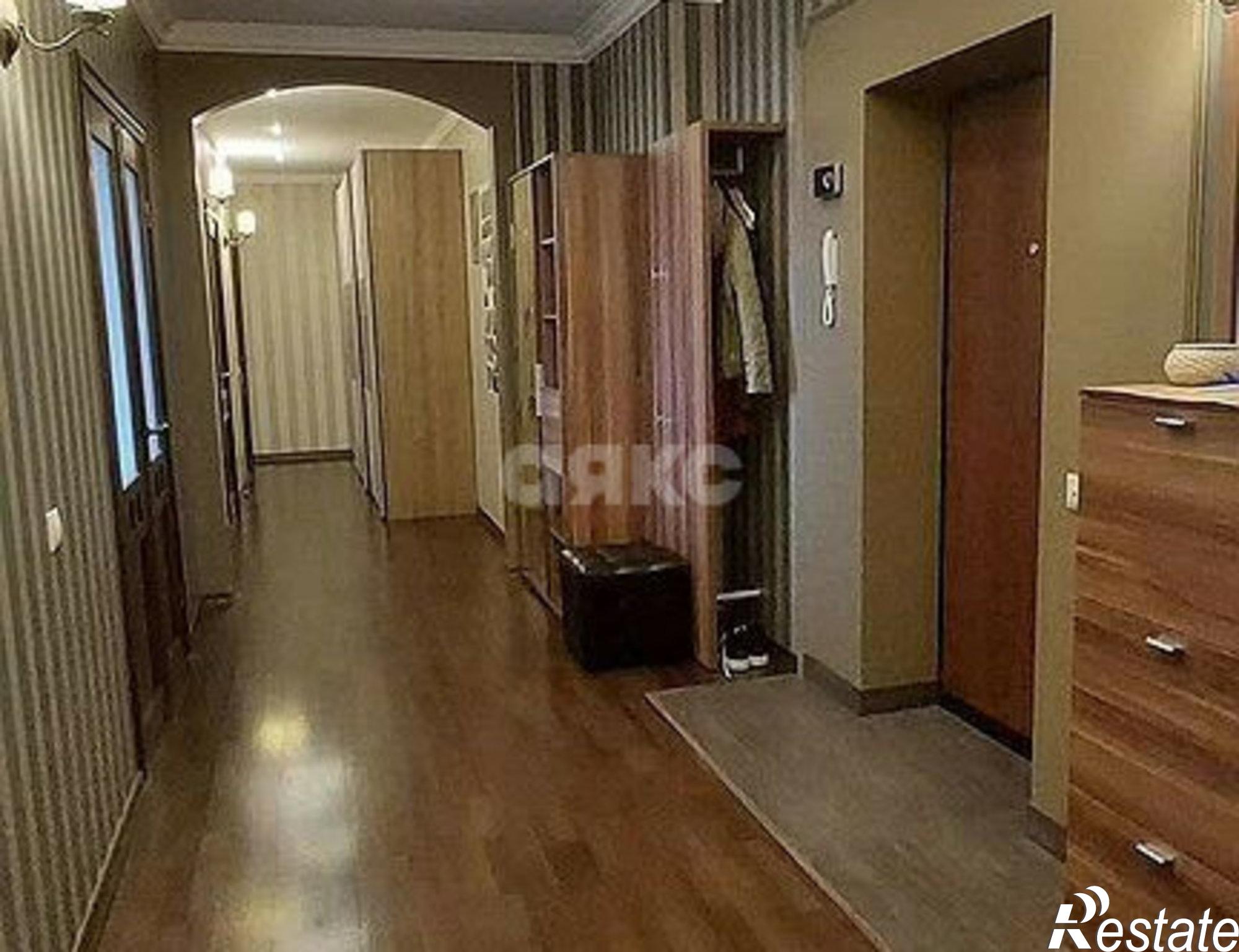 Купить квартиру за 18 000 000 рублей на пр-кт Королева, 19