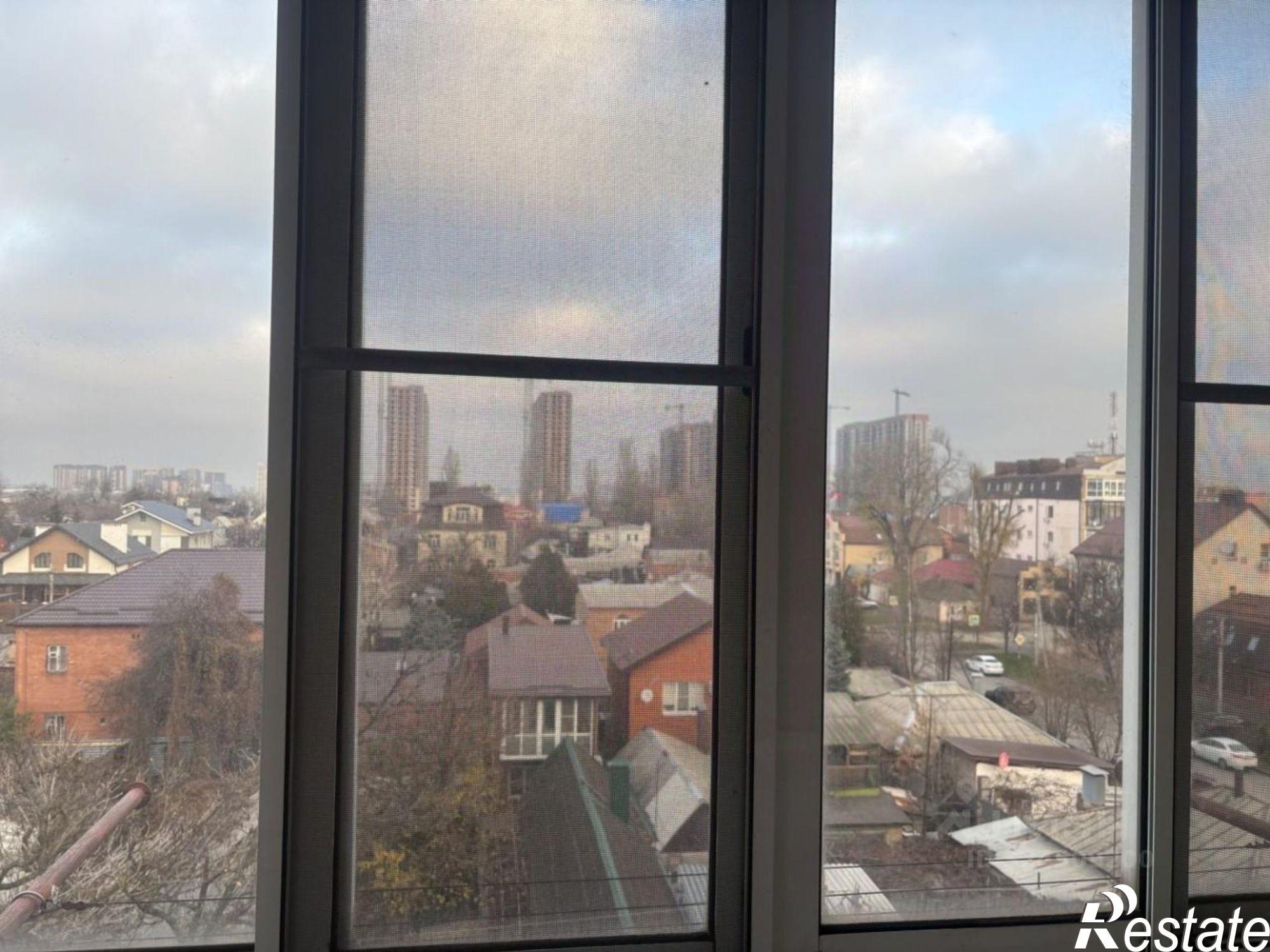 Купить квартиру за 4 700 000 рублей на ул Варфоломеева, 248