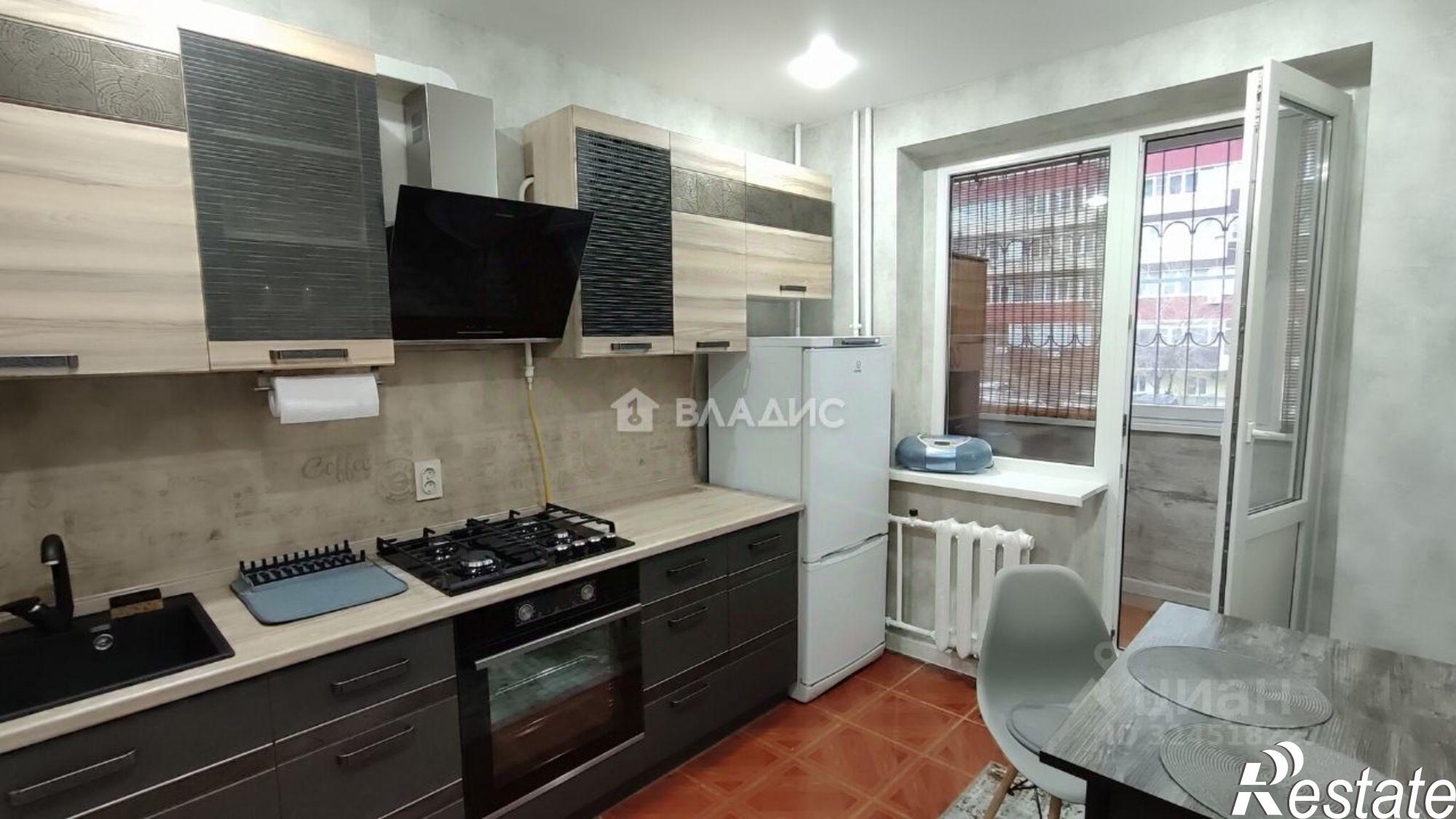 Сдать квартиру за 27 000 рублей на Стабильная улица, 11 к1