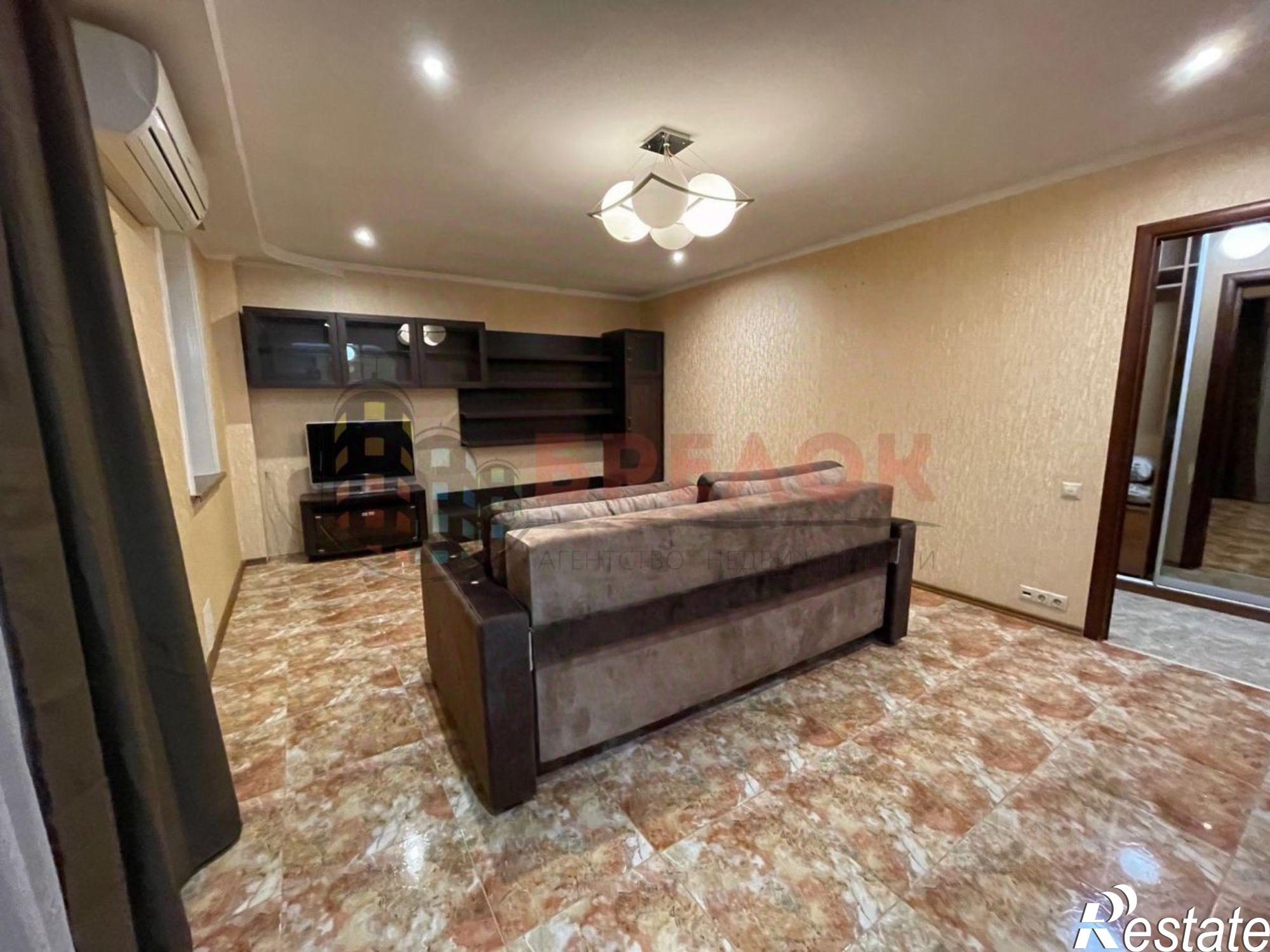 Купить квартиру за 5 800 000 рублей на улица Жмайлова, 3