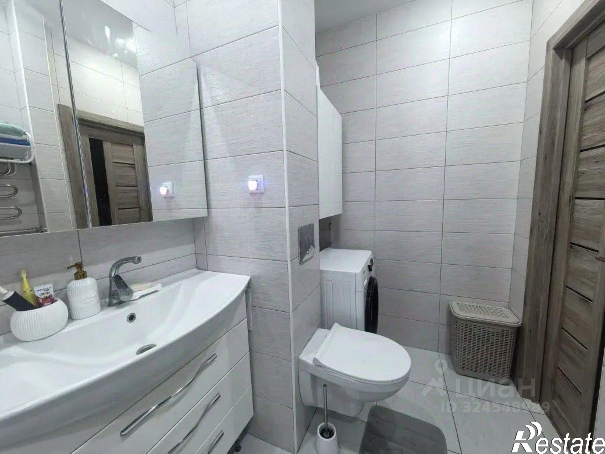 Купить квартиру за 10 900 000 рублей на 35-я линия, 87/35