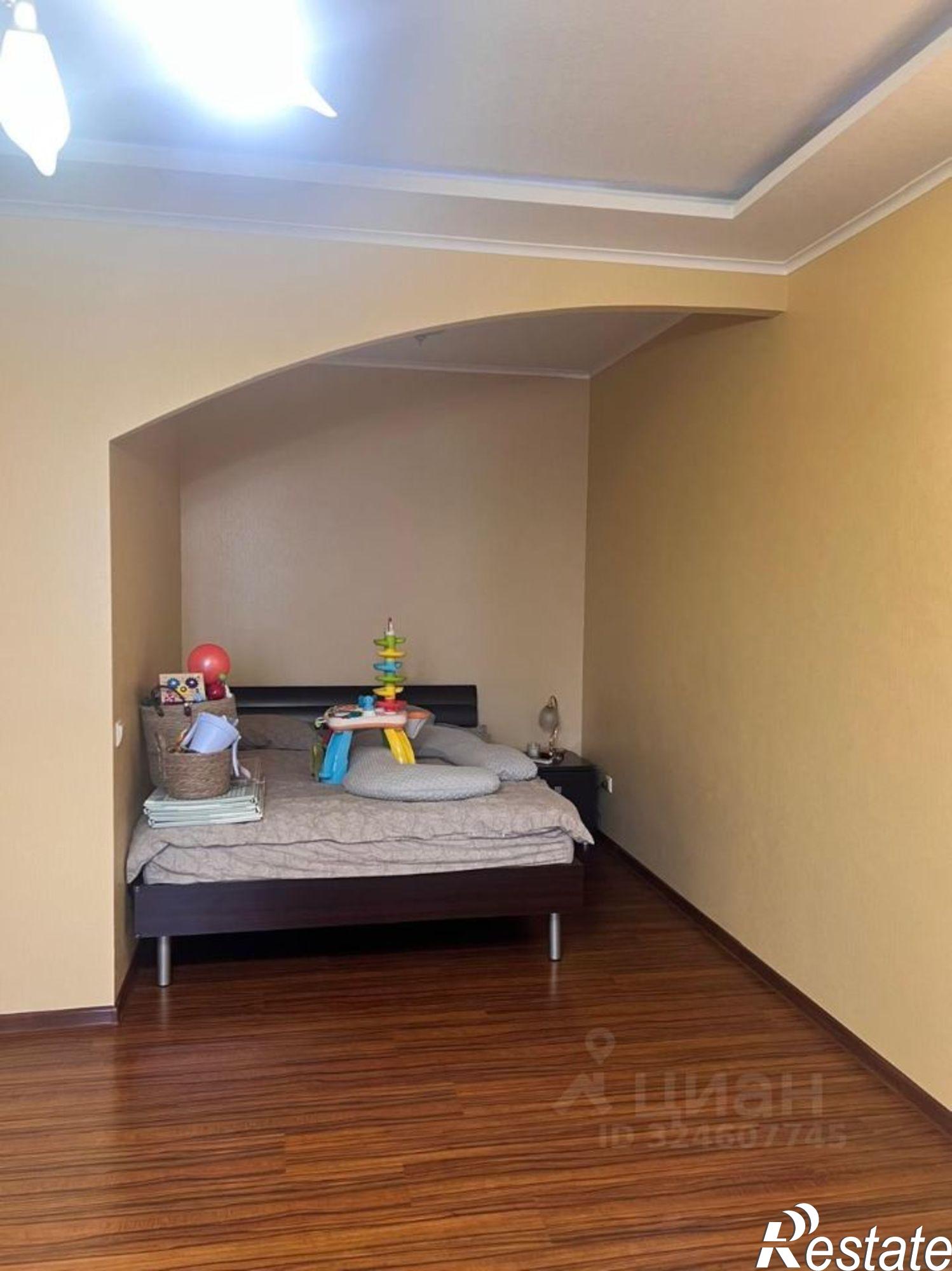 Купить квартиру за 10 000 000 рублей на 16-я линия, 16Б