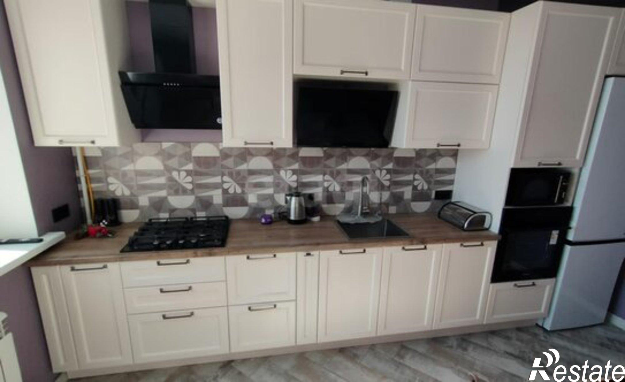 Купить квартиру за 10 900 000 рублей на улица Матросова, 35