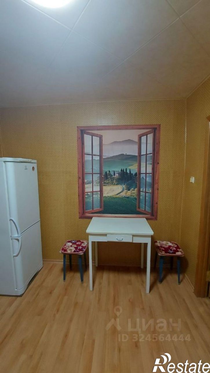 2-комн квартира пр-кт 40-летия Победы, 37/3,  д. 37/3