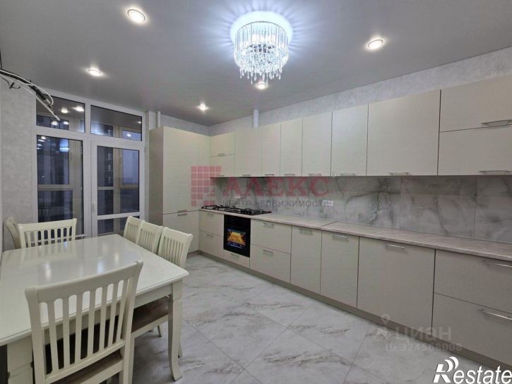 2-комн квартира ул Бориса Слюсаря, 23,  д. 23