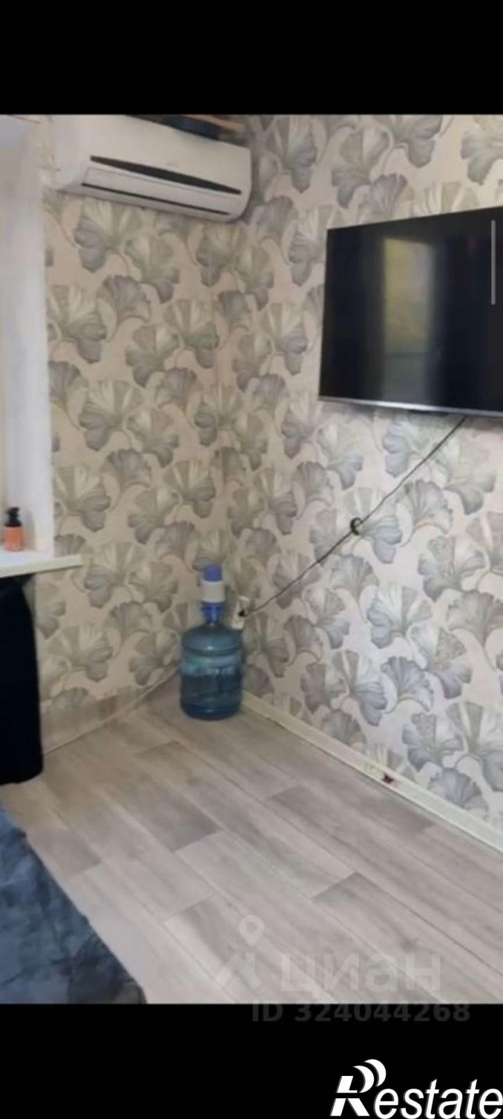 1-комн квартира пр-кт 40-летия Победы, 63/11,  д. 63/11