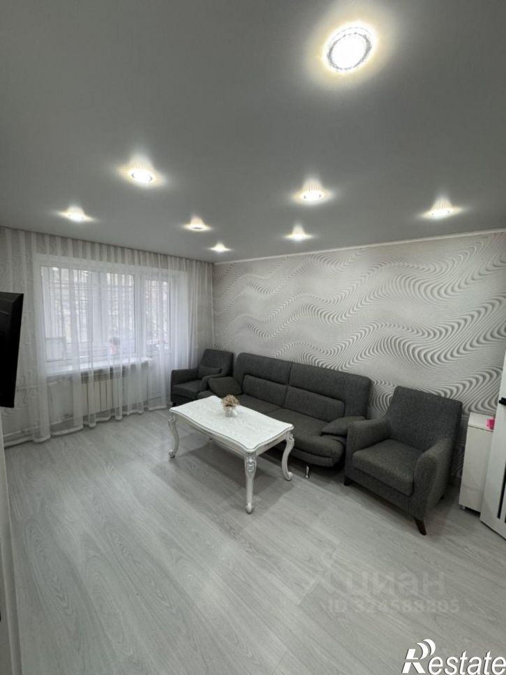 2-комн квартира улица Каяни, 17/6,  д. 17/6