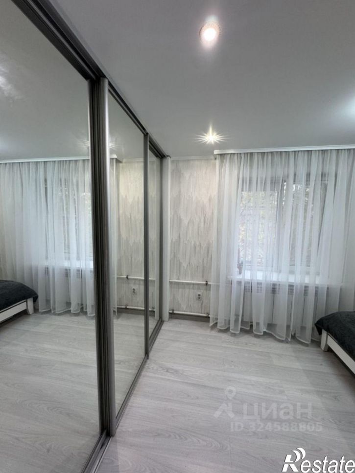 2-комн квартира улица Каяни, 17/6,  д. 17/6