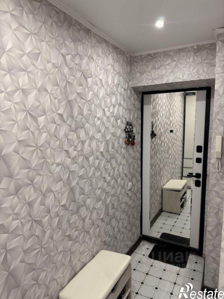 2-комн квартира улица Каяни, 17/6,  д. 17/6