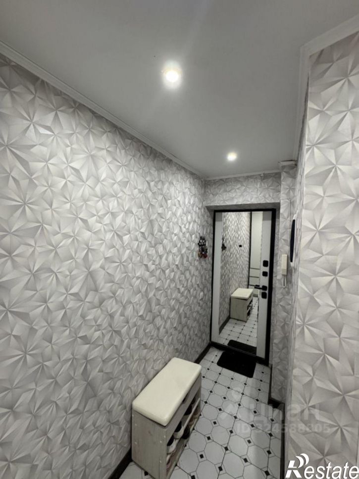 2-комн квартира улица Каяни, 17/6,  д. 17/6