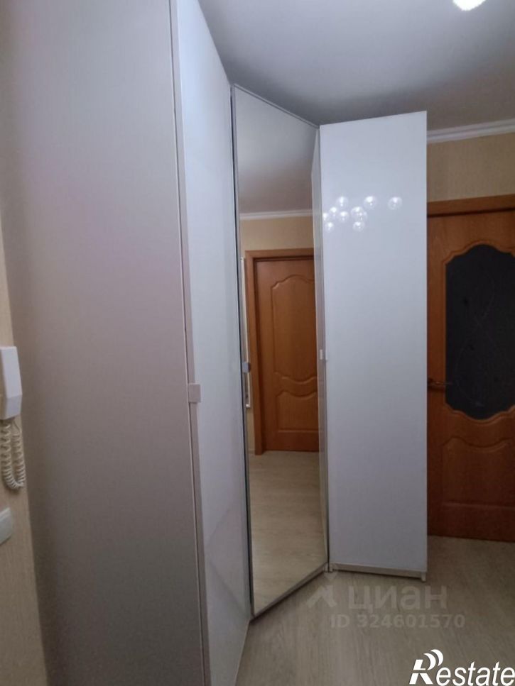 3-комн квартира улица Добровольского, 8,  д. 8