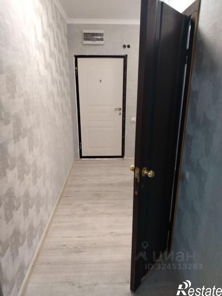 2-комн квартира улица Нансена, 103/1 с8,  д. 103/1 с8