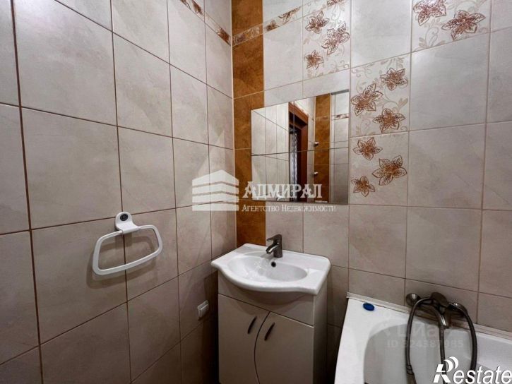 2-комн квартира улица Жмайлова, 4 к2,  д. 4 к2