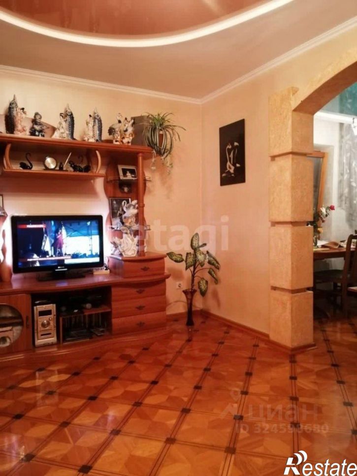 4-комн квартира Коммунистический проспект, 34,  д. 34