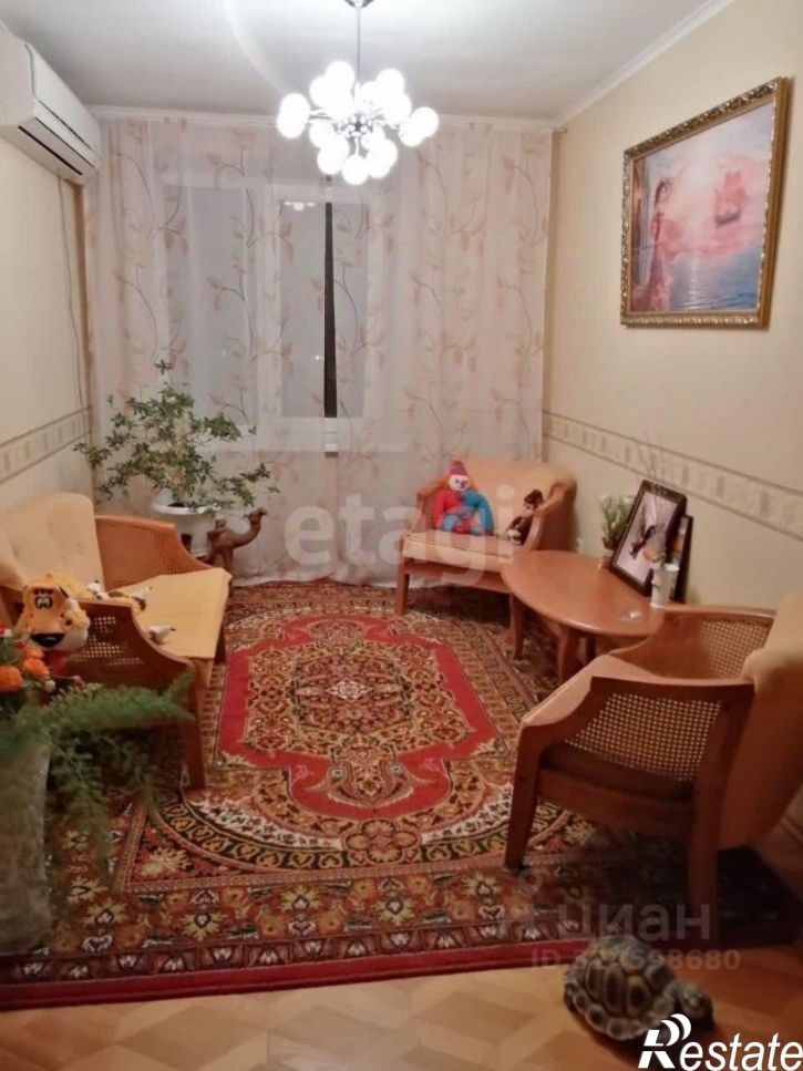 4-комн квартира Коммунистический проспект, 34,  д. 34