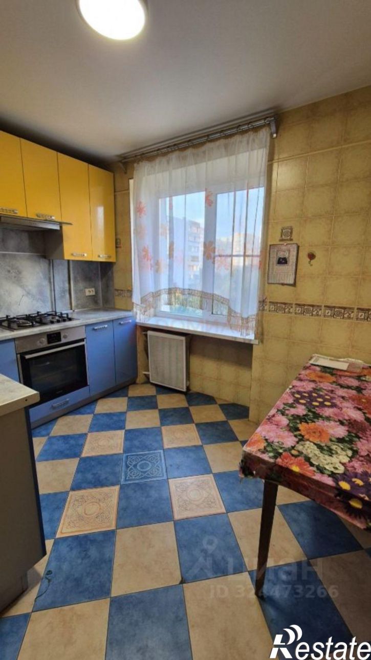 2-комн квартира улица Жмайлова, 11,  д. 11