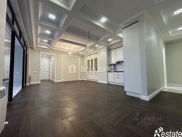 3-комн квартира улица Максима Горького, 242,  д. 242