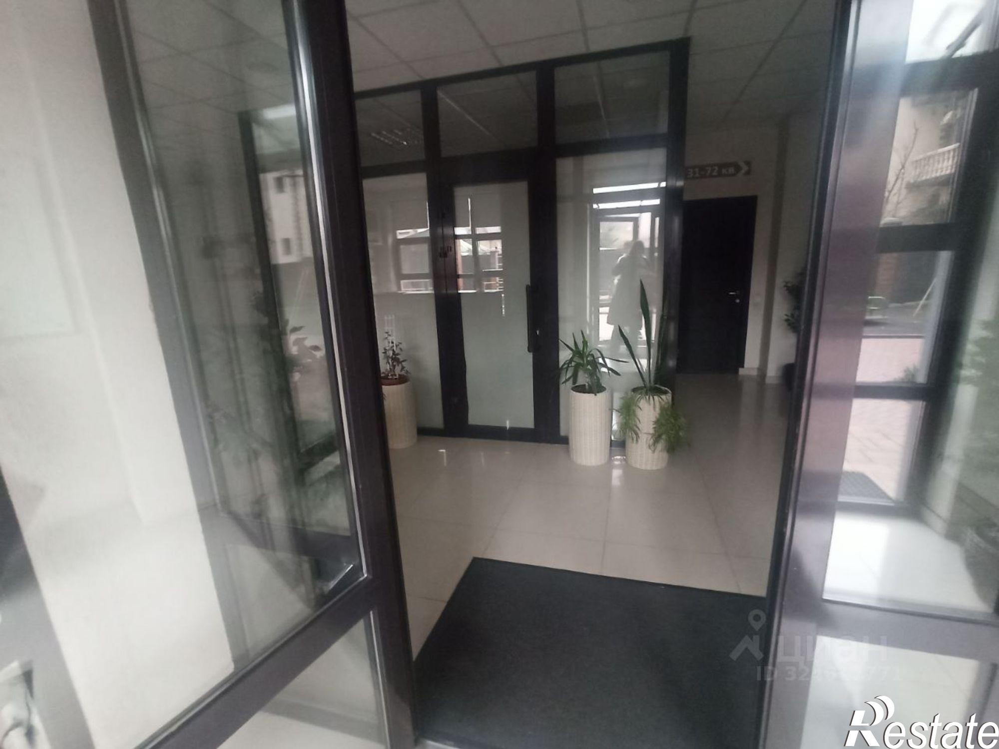 Купить квартиру за 8 770 000 рублей на улица Коминтерна, 82