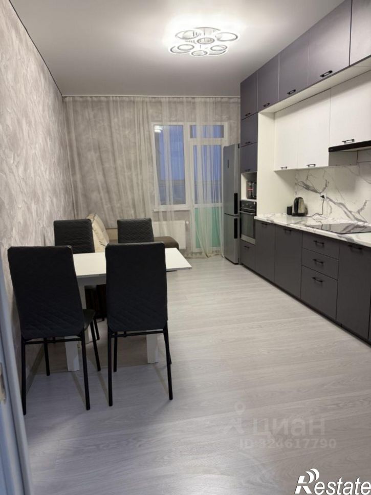 3-комн квартира улица Нансена, 83 с5,  д. 83 с5