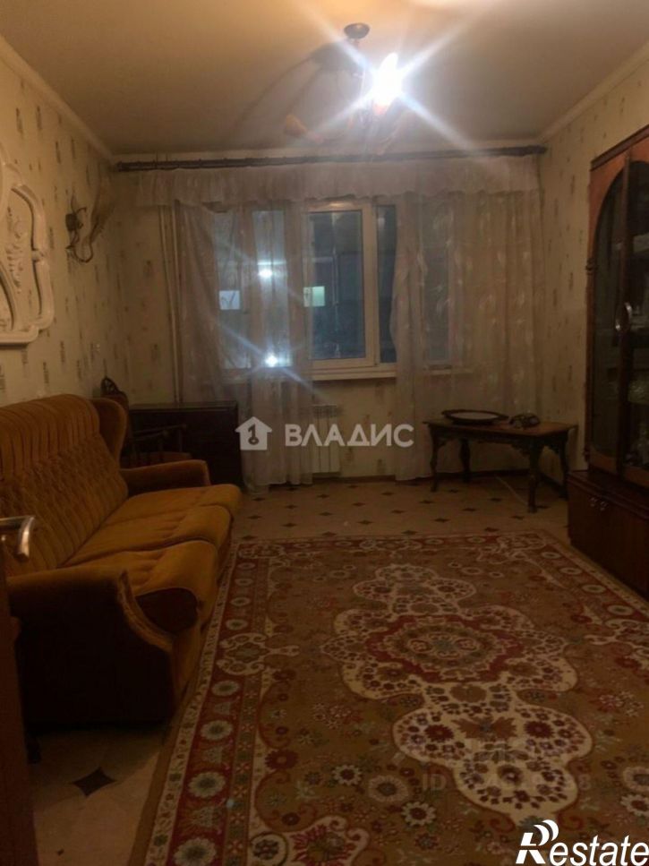 2-комн квартира проспект Космонавтов, 27 к3,  д. 27 к3