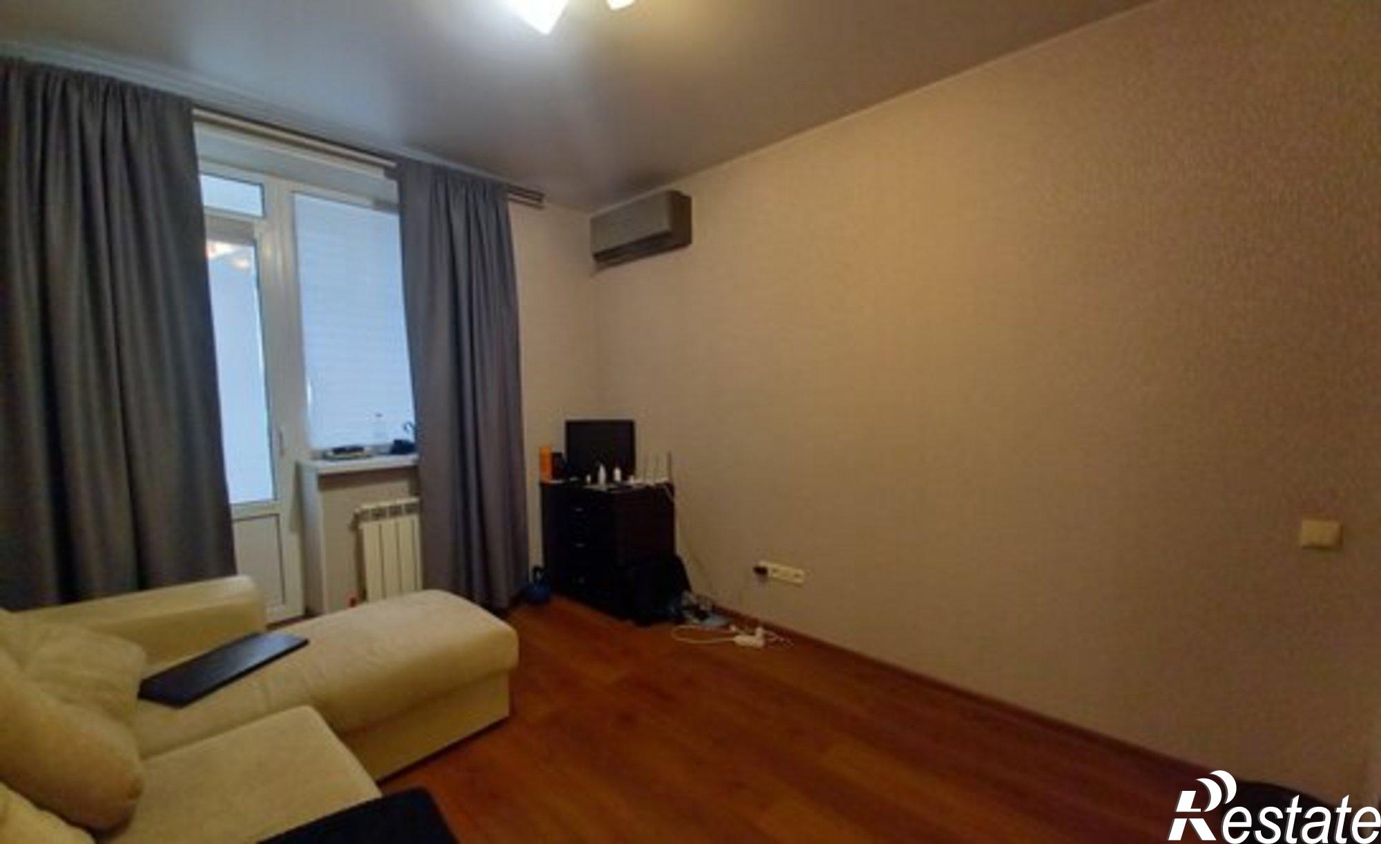 Купить квартиру за 5 500 000 рублей на ул Батуринская, 165/13