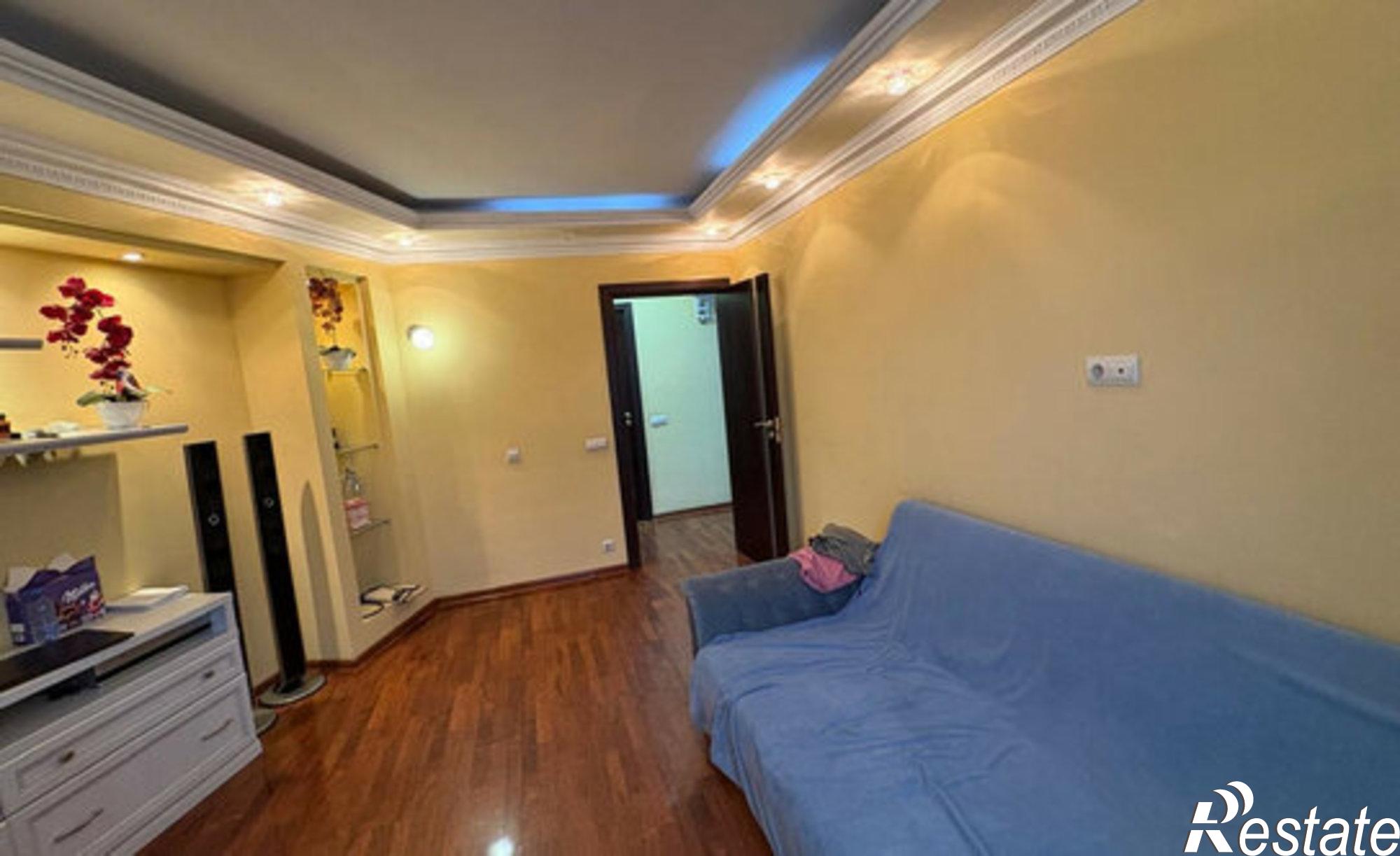 Купить квартиру за 9 000 000 рублей на Вятская улица, 49