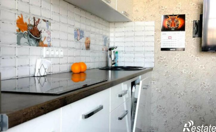 2-комн квартира ул Жданова, 7/33,  д. 7/33