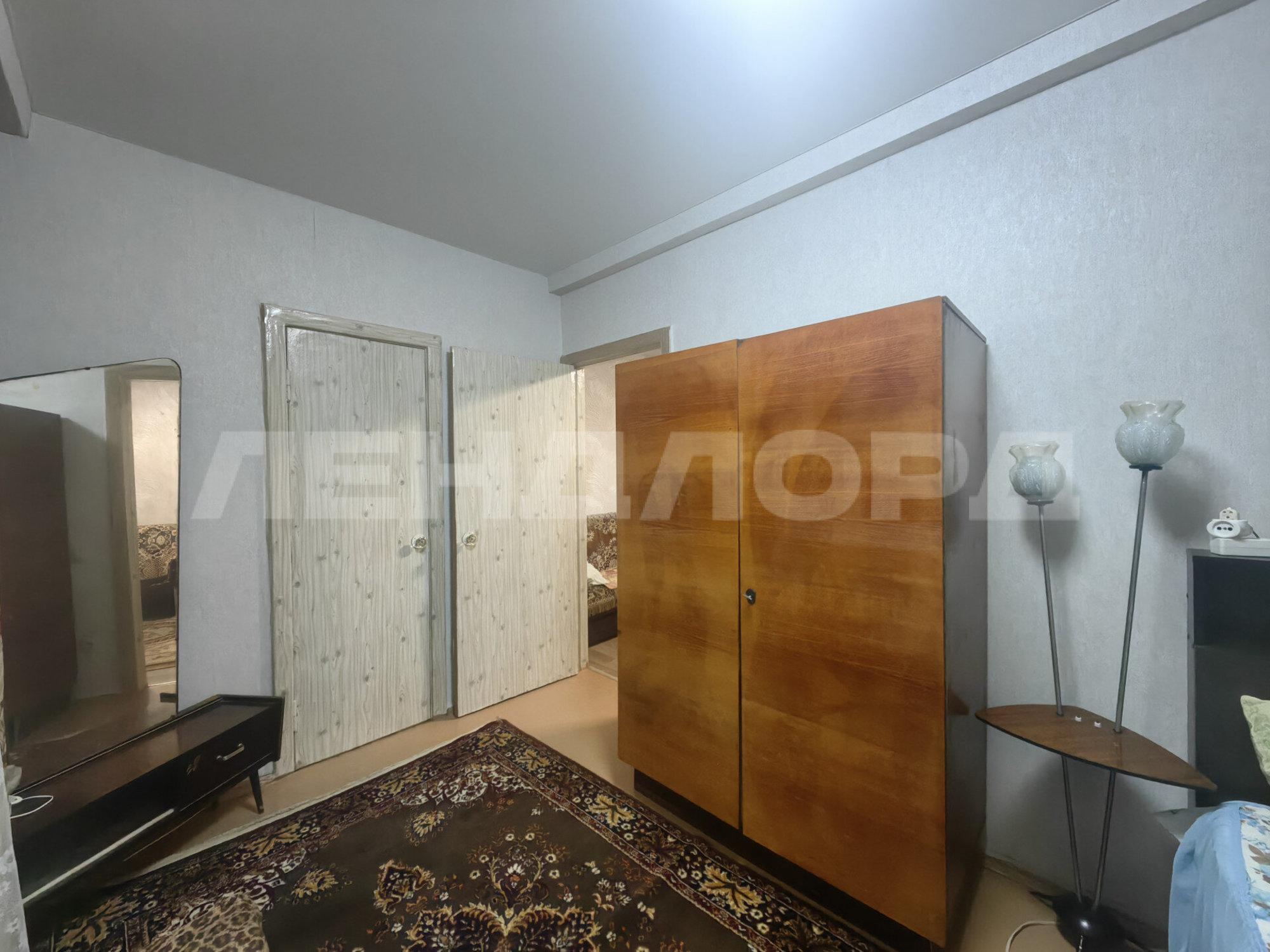 Сдать квартиру за 25 000 рублей на проспект Стачки, 182/1