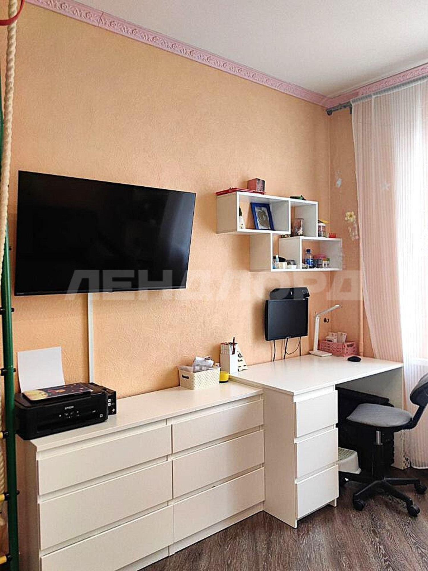 Купить квартиру за 8 100 000 рублей на Гарнизонный переулок, 3