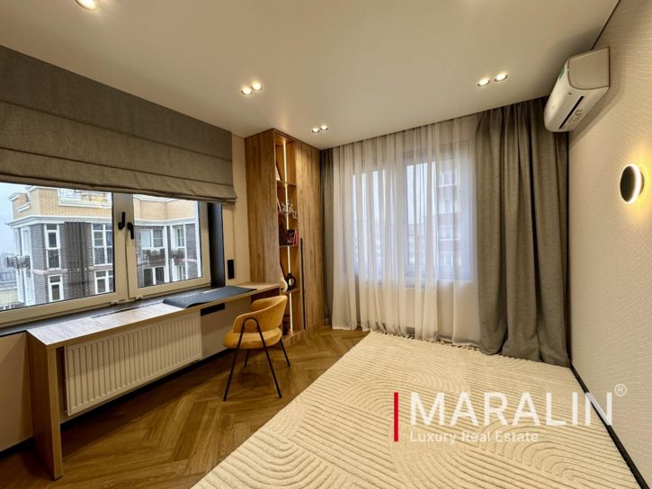 4-комн квартира Соколова, 86