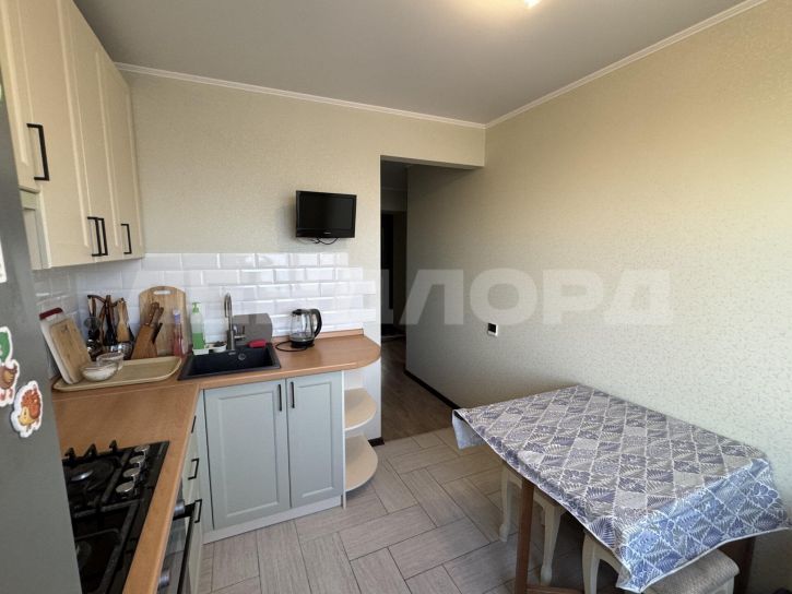 1-комн квартира проспект 40-летия Победы, 314