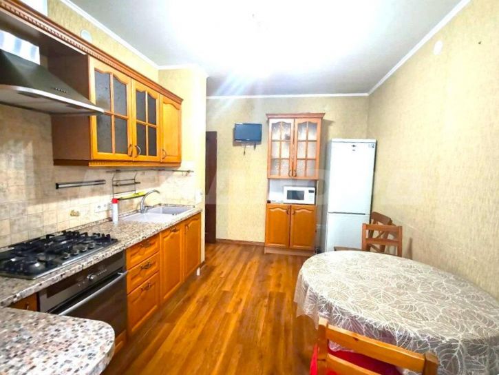 2-комн квартира Искусственная улица, 2А