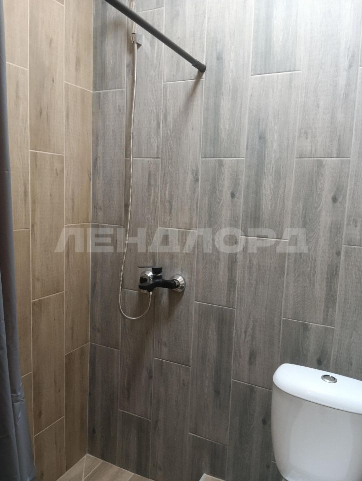 2-комн квартира Буйнакская улица, 6