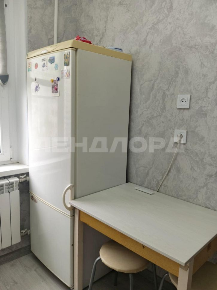 1-комн квартира улица Жмайлова, 21/2